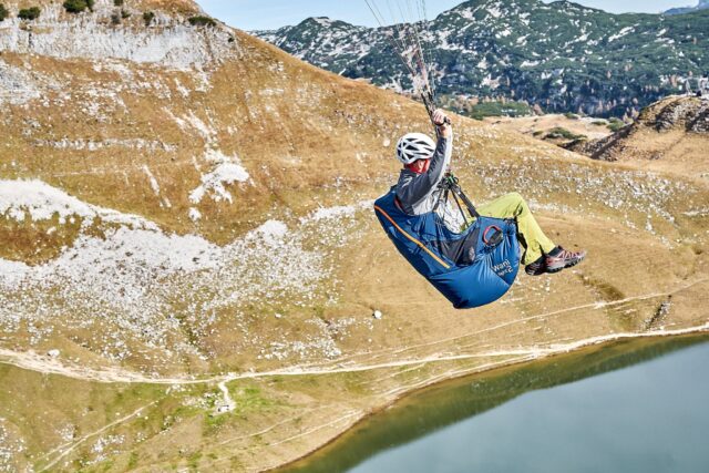 Gleitschirm Refresher Kurs Woody Valley Gurtzeug Berglandschaft