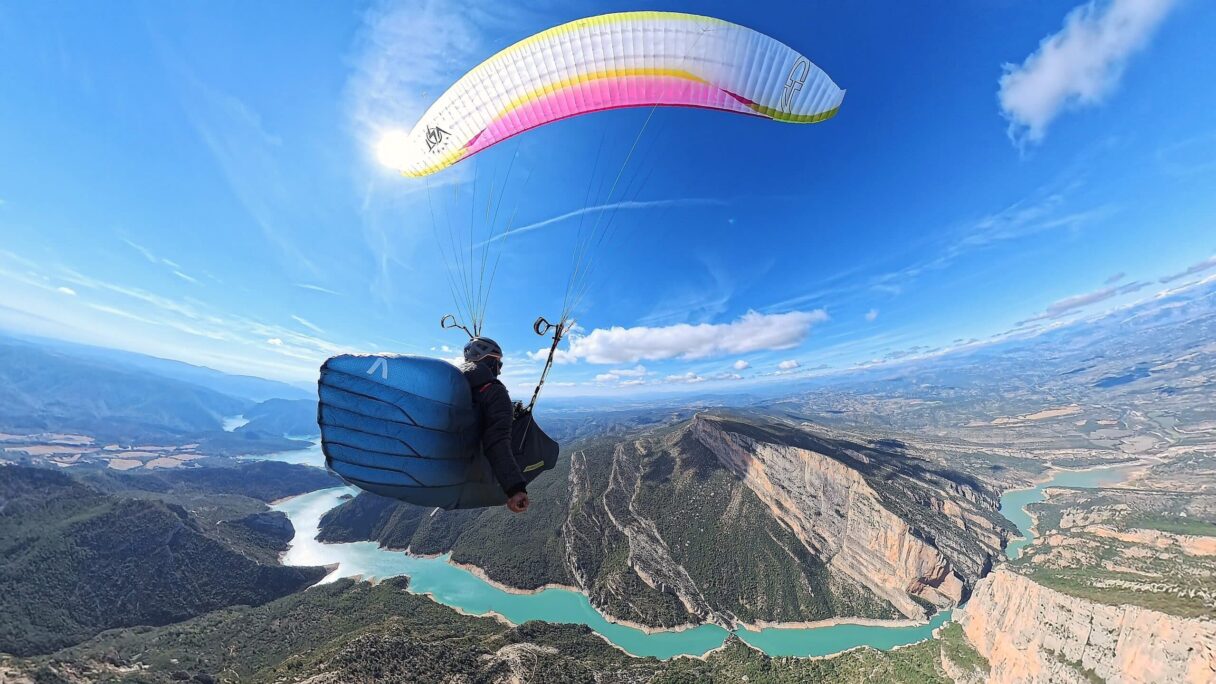pyrenaeen-ager-gleitschirm