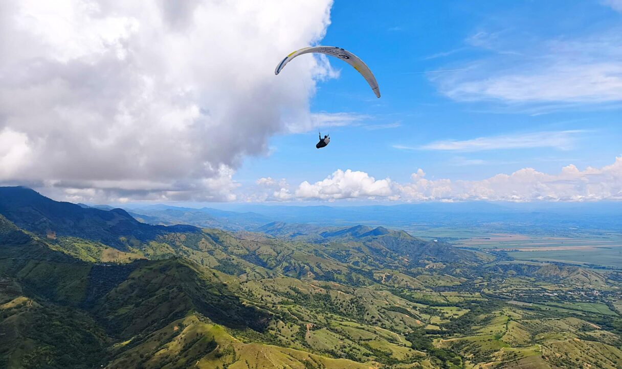kolumbien-gleitschirmreise